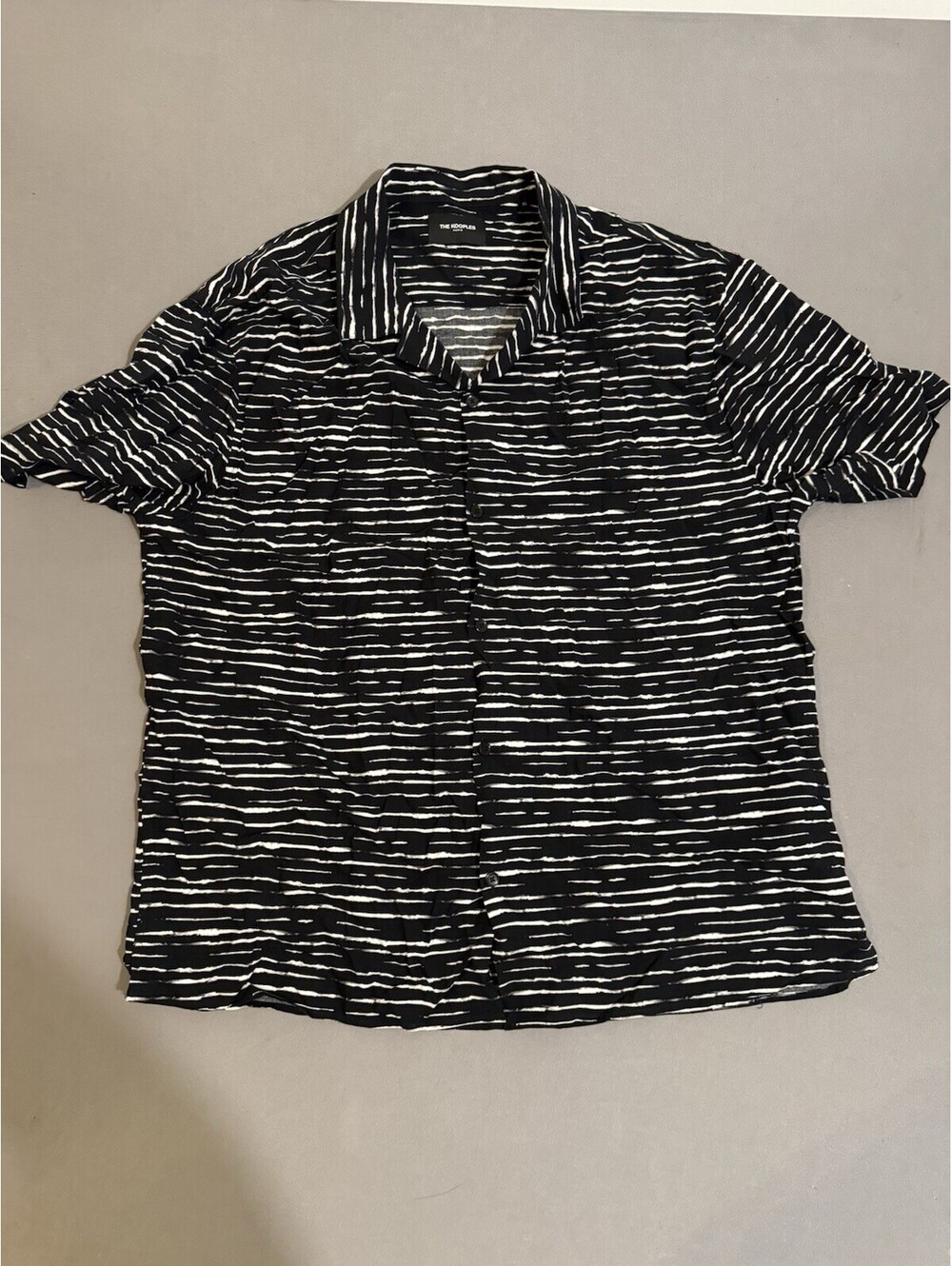 The Kooples Paris Men’s Zebra Print Viscose Hawaiian Shirt Size XL Black White